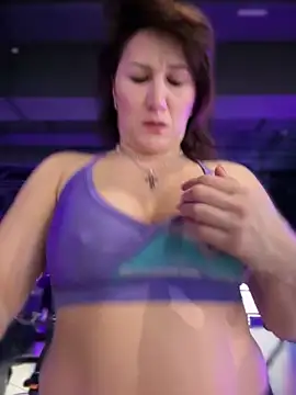 Snapshot of ZhenjaPoledance chatting on February 2026 07:02:02 AM ZhenjaPoledance online show from February 2026 07:02:02 AM