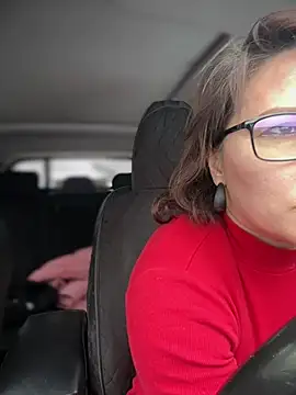 Snapshot of ZhenjaPoledance chatting on February 2026 07:28:02 AM ZhenjaPoledance online show from February 2026 07:28:02 AM