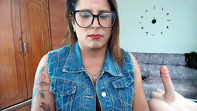 Majo Soussa online show from May 2026 01:54:02 PM