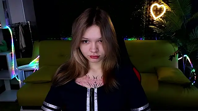 LitaBrom online show from February 2025 02:47:02 AM