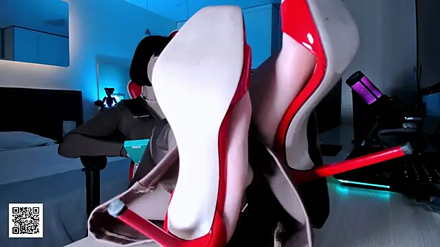  Goddess Misha  online show from November 2025 05:50:02 PM