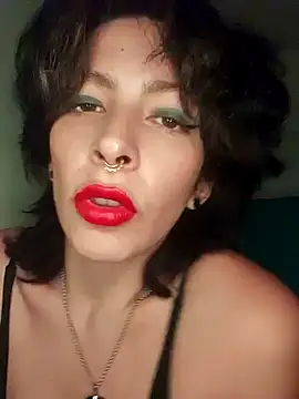 Snapshot of xmoira3x chatting on January 2025 04:25:02 AM xmoira3x online show from January 2025 04:25:02 AM