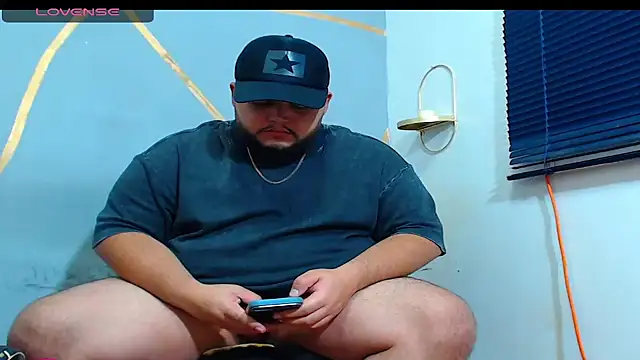 damian chubby online show from November 2025 12:05:01 AM