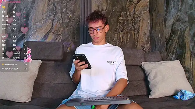 Daviid laidd online show from February 2026 06:59:02 AM