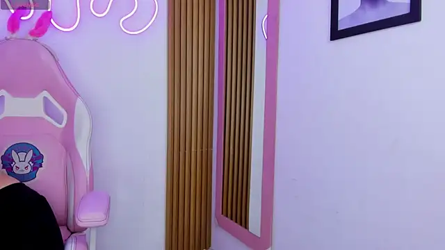 Snapshot of emilymiller_tcw chatting on March 2025 11:34:02 AM emilymiller tcw online show from March 2025 11:34:02 AM