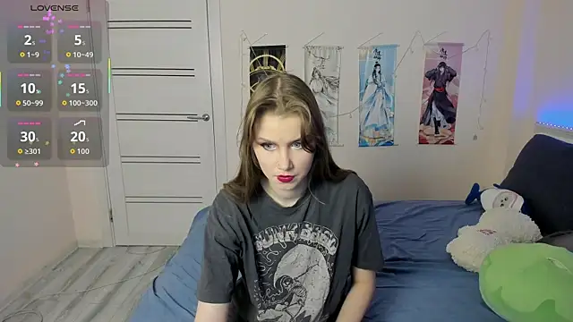 JorRoger online show from October 2025 02:53:01 AM