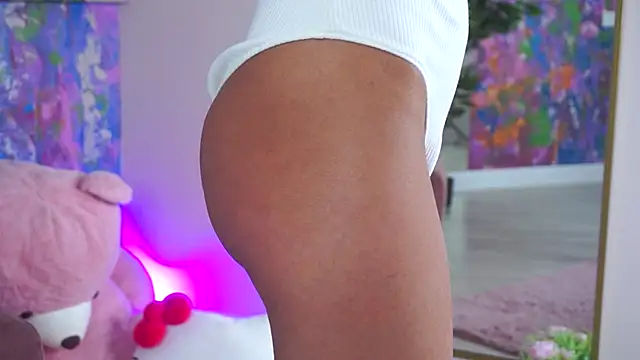 Snapshot of AshaYuva chatting on October 2025 12:30:01 PM AshaYuva online show from October 2025 12:30:01 PM