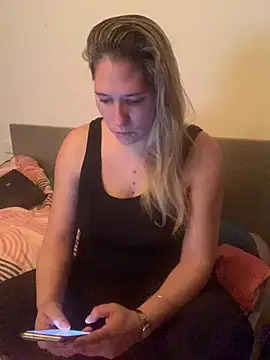 Snapshot of Chatonne69 chatting on March 2025 06:58:01 PM Chatonne69 online show from March 2025 06:58:01 PM