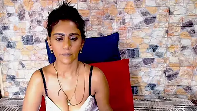 Snapshot of EroticSexyStripper chatting on March 2025 05:54:02 PM EroticSexyStripper online show from March 2025 05:54:02 PM