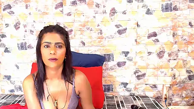 Snapshot of EroticSexyStripper chatting on March 2025 06:51:01 AM EroticSexyStripper online show from March 2025 06:51:01 AM