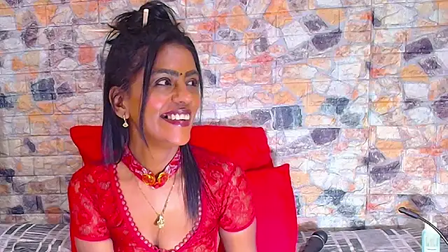 Snapshot of EroticSexyStripper chatting on September 2025 03:26:01 PM EroticSexyStripper online show from September 2025 03:26:01 PM