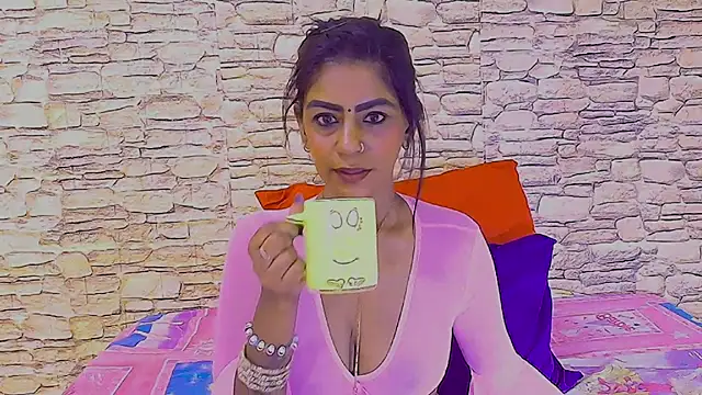 Snapshot of EroticSexyStripper chatting on October 2025 02:32:02 PM EroticSexyStripper online show from October 2025 02:32:02 PM