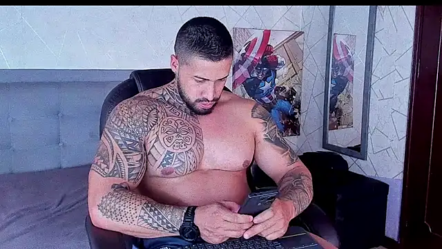 Snapshot of Cristian_Walker chatting on February 2026 08:03:02 PM Cristian Walker online show from February 2026 08:03:02 PM