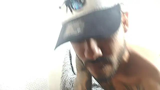 Snapshot of jeilerth chatting on February 2025 01:04:01 AM jeilerth online show from February 2025 01:04:01 AM