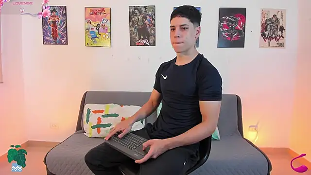 jonathanjoestar  online show from November 2025 09:31:01 PM