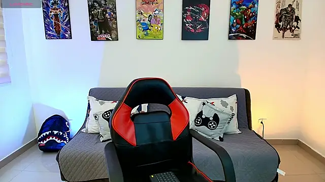 jonathanjoestar  online show from April 2026 09:15:01 PM