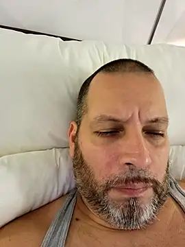 Snapshot of Just2much chatting on December 2025 03:05:01 AM Just2much online show from December 2025 03:05:01 AM