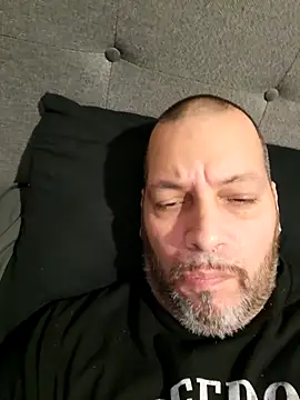 Snapshot of Just2much chatting on December 2025 12:53:02 PM Just2much online show from December 2025 12:53:02 PM