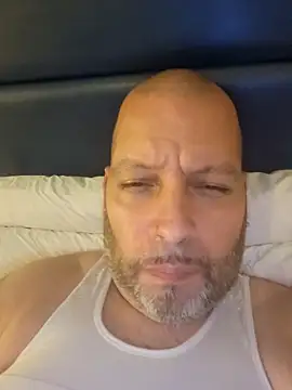 Just2much online show from April 2026 08:57:02 PM