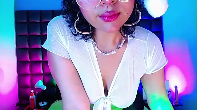 Snapshot of kuromi69 chatting on December 2024 04:52:01 AM kuromi69 online show from December 2024 04:52:01 AM