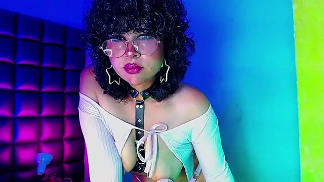 Snapshot of kuromi69 chatting on March 2025 06:03:02 AM kuromi69 online show from March 2025 06:03:02 AM