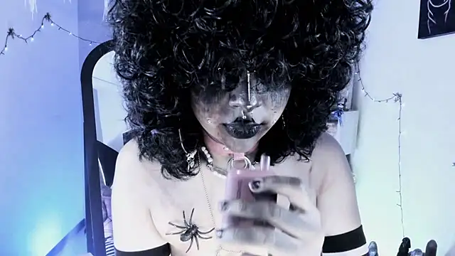 kuromi69 online show from February 2026 06:29:02 AM