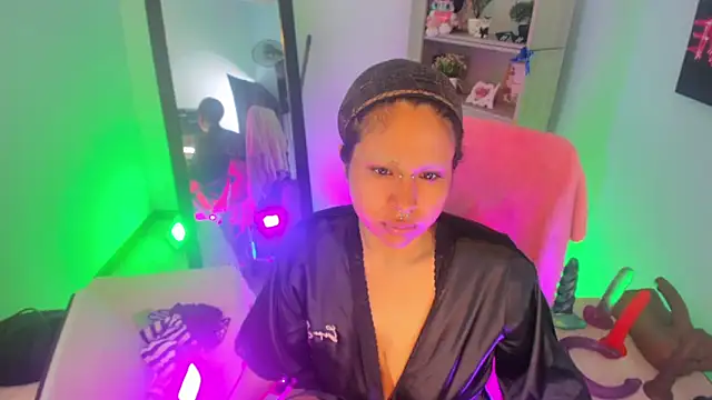 kuromi69 online show from May 2026 04:09:02 AM