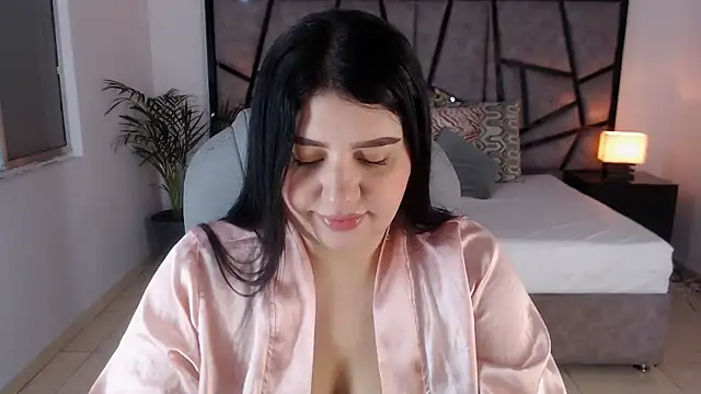 Snapshot of Violetta_rainbow chatting on November 2025 03:39:01 AM Violetta rainbow online show from November 2025 03:39:01 AM