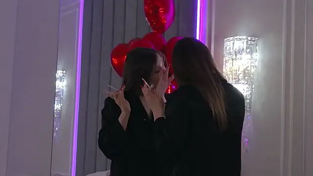 Snapshot of ChloeMarsch chatting on February 2025 11:44:02 AM ChloeMarsch online show from February 2025 11:44:02 AM