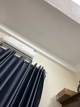 Snapshot of Louis_Baby chatting on February 2025 03:05:02 PM Louis Baby online show from February 2025 03:05:02 PM