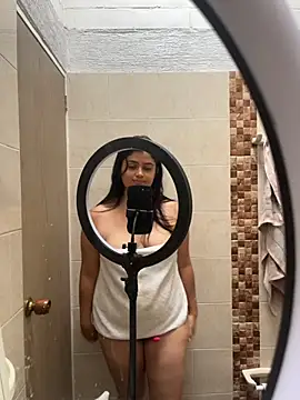 Snapshot of Stephania_18 chatting on November 2025 03:06:02 PM Stephania 18 online show from November 2025 03:06:02 PM