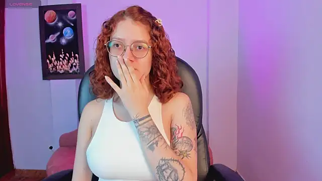 Snapshot of MiaWinx chatting on February 2026 09:11:01 PM MiaWinx online show from February 2026 09:11:01 PM