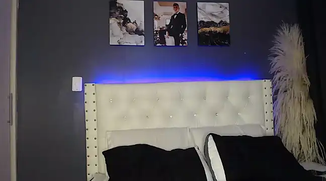 Mackenzzie 777  online show from March 2025 02:36:02 AM