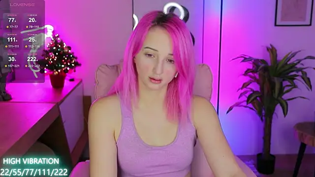 Selena Lily online show from January 2025 07:49:02 PM