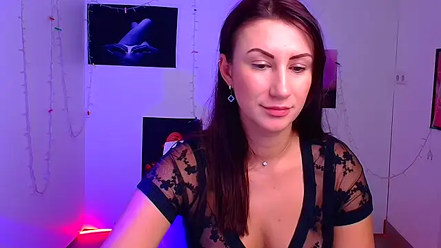 Loren Moa online show from December 2024 10:34:02 AM