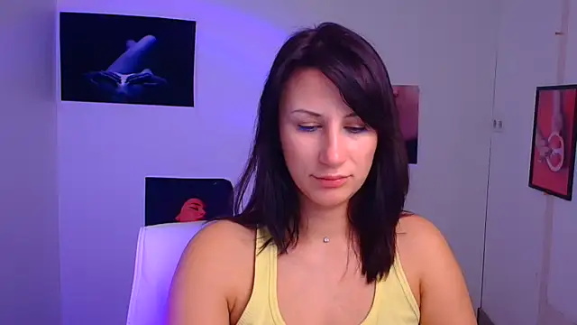 Loren Moa online show from January 2025 04:06:01 PM