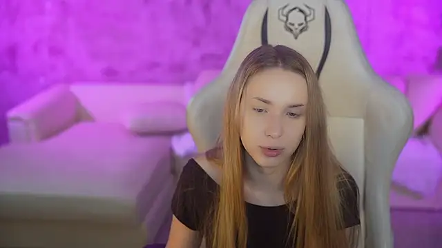 Linda054 online show from October 2025 12:19:02 AM