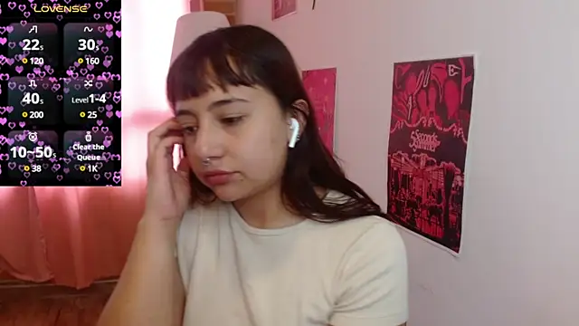 Snapshot of emitaa17228o chatting on March 2025 06:37:01 PM emitaa17228o online show from March 2025 06:37:01 PM