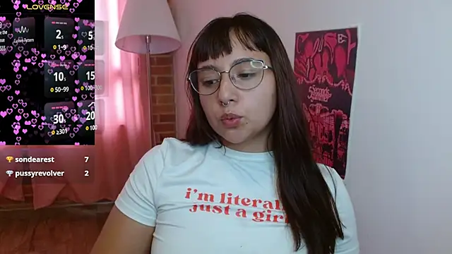 Snapshot of emitaa17228o chatting on March 2025 10:05:01 PM emitaa17228o online show from March 2025 10:05:01 PM