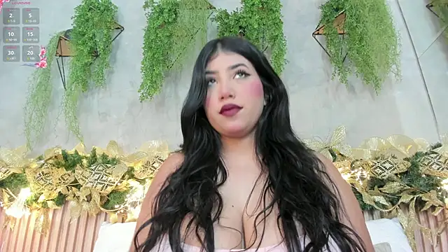 Lana Lann online show from December 2024 12:12:01 PM