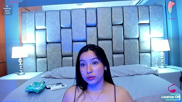 AniEvans  online show from July 2026 11:18:01 AM