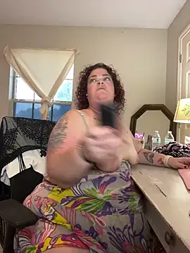 Snapshot of MsStrawbooty chatting on September 2025 07:59:01 PM MsStrawbooty online show from September 2025 07:59:01 PM