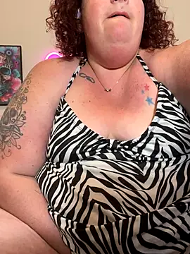 Snapshot of MsStrawbooty chatting on October 2025 09:59:02 PM MsStrawbooty online show from October 2025 09:59:02 PM