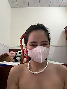    Erin    online show from May 2026 04:32:01 AM