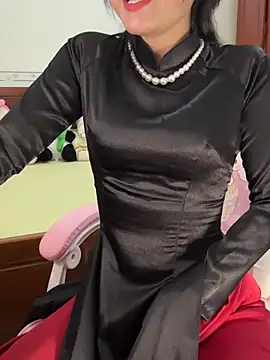    Erin    online show from June 2026 03:14:02 PM