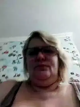 Forest-Lady online show from January 2025 05:22:02 PM