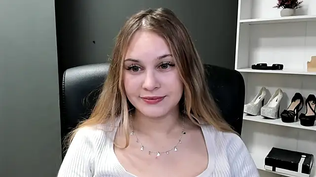 kitty valeria online show from May 2026 08:47:01 PM