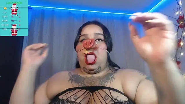 Snapshot of VeronikCuhubby chatting on December 2024 11:59:01 AM VeronikCuhubby online show from December 2024 11:59:01 AM