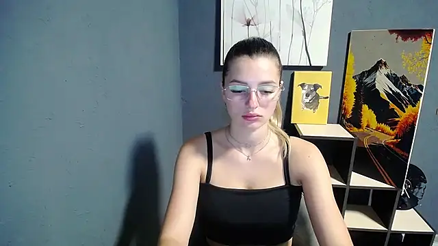 Snapshot of lady_olivia_ chatting on July 2026 12:44:01 PM lady olivia online show from July 2026 12:44:01 PM