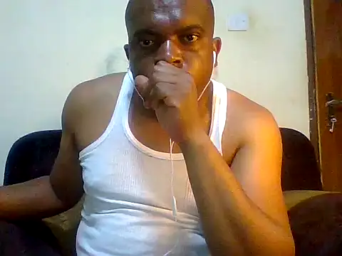 lui cuuty online show from October 2025 12:20:01 AM